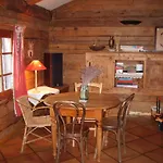 Le Vieux Madrier Domek alpejski *
